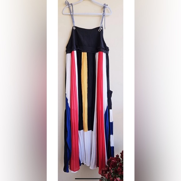 Plus Size Fashion Nova Multi Color Pleated Maxi Dress Size XL - Picture 1 of 5